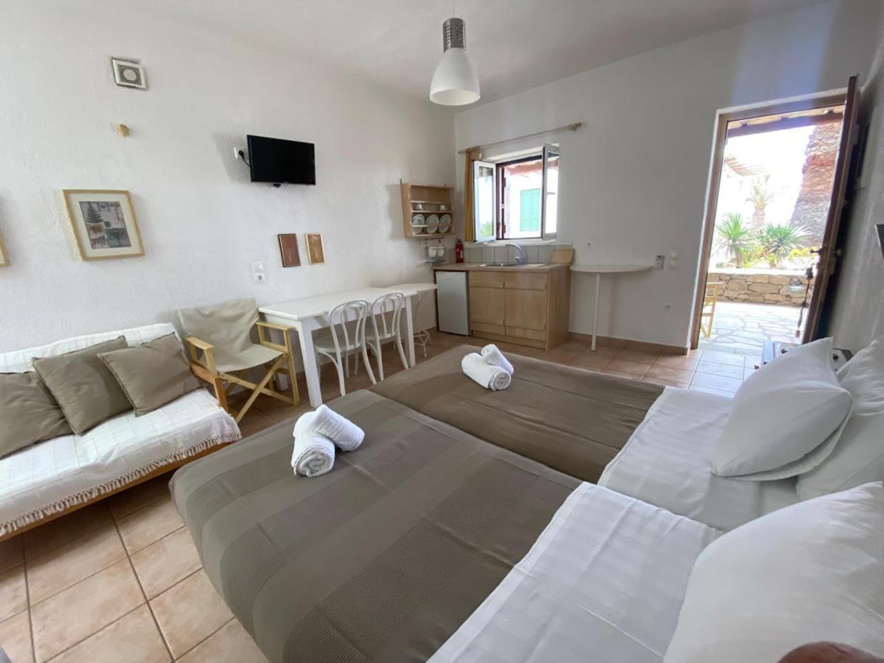 Fos Suites Agios Ioannis Diakoftis Habitación foto